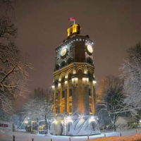 Збираємося біля вежі на Європейській площі